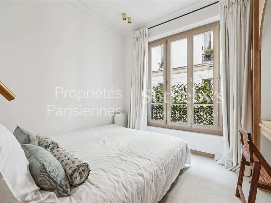 Apartment Paris 7e