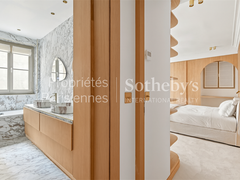 Apartment Paris 7e - 3 bedrooms - 161m²