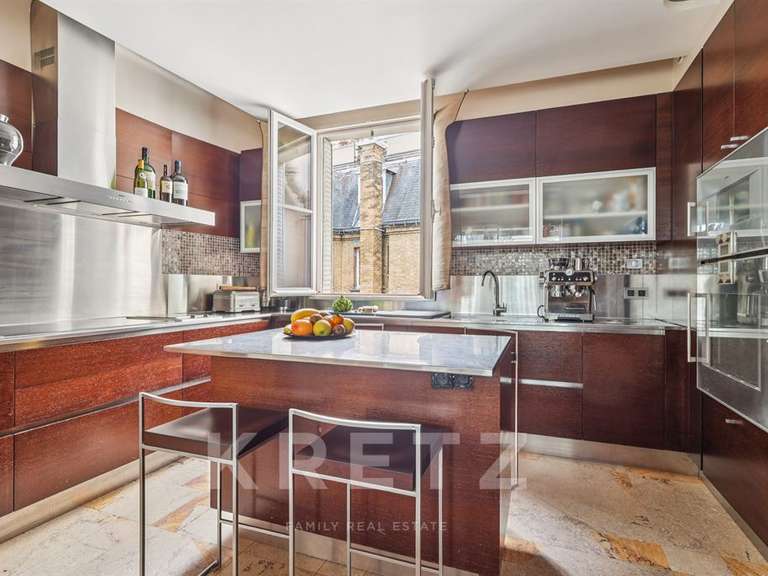 Apartment Paris 7e - 4 bedrooms - 188m²