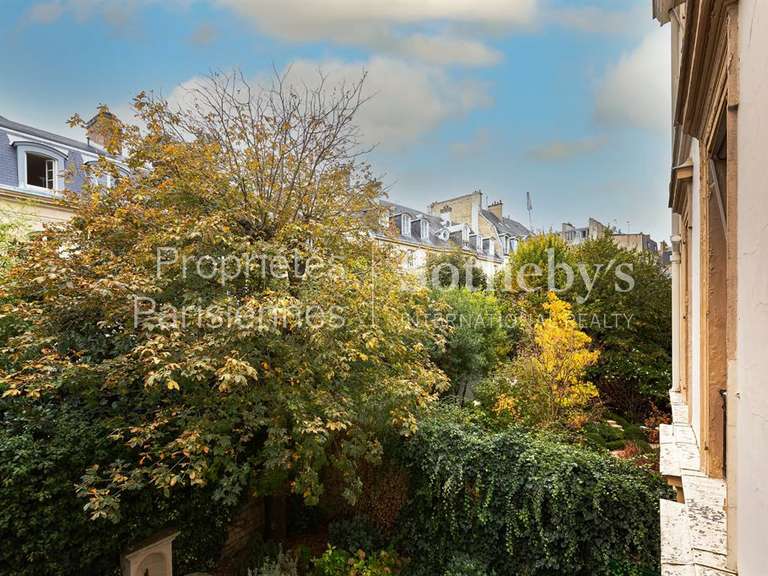Appartement Paris 7e - 2 chambres - 132m²