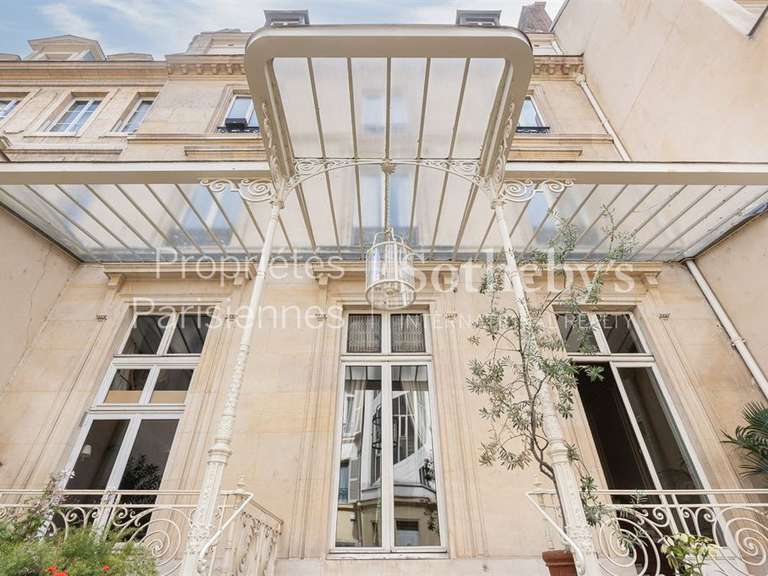 Appartement Paris 7e - 2 chambres - 132m²