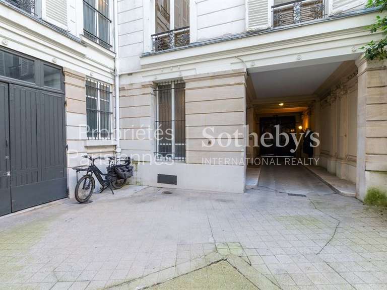 Appartement Paris 7e - 3 chambres - 222m²