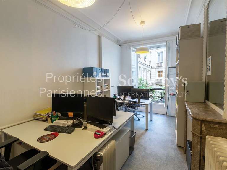 Appartement Paris 7e - 3 chambres - 222m²