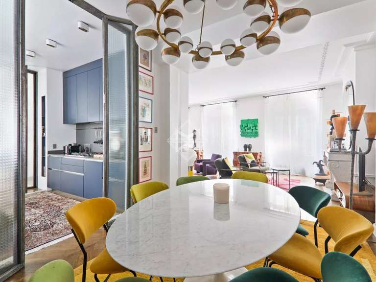 Appartement Paris 7e - 2 chambres - 107m²