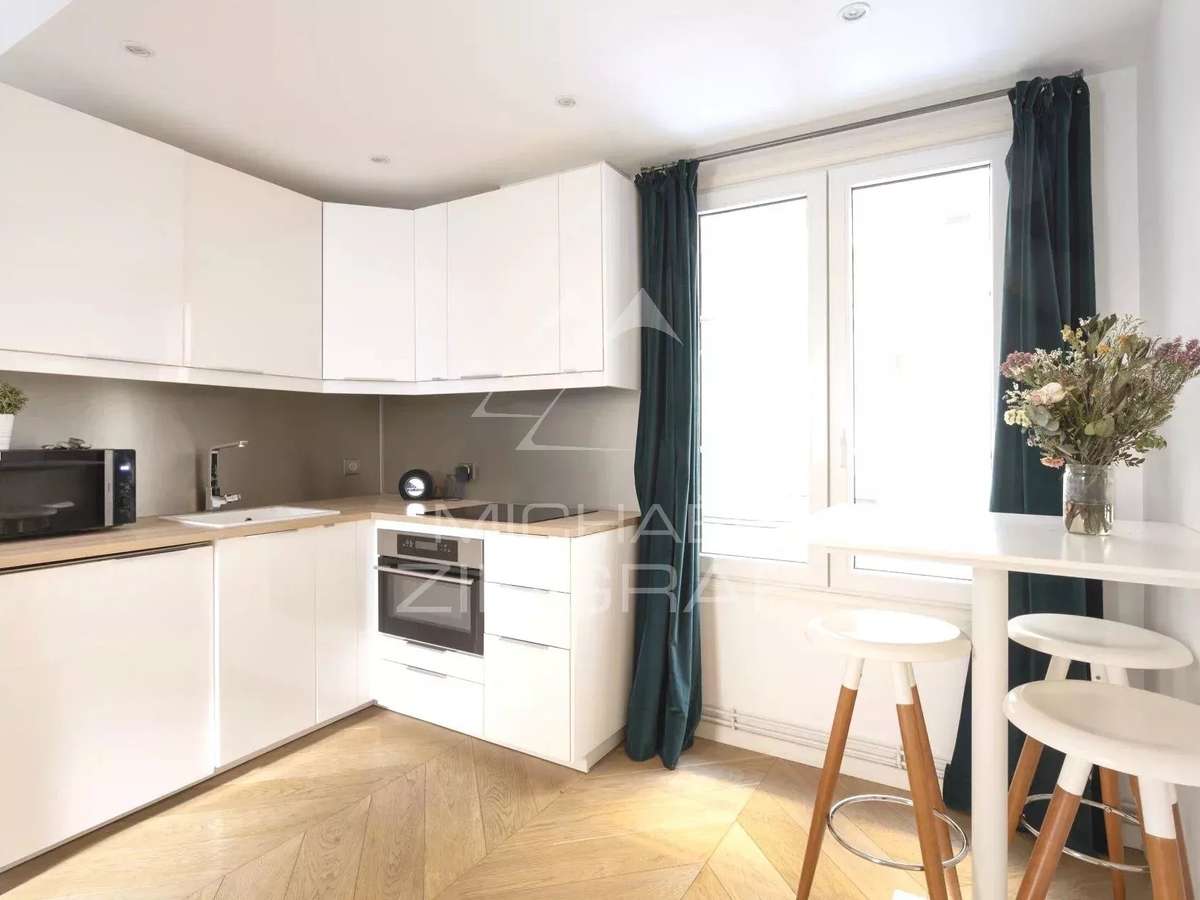 Apartment Paris 7e