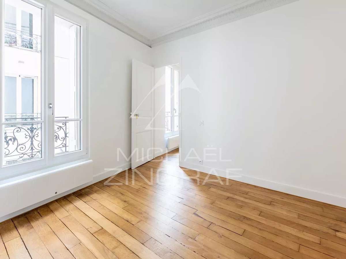 Apartment Paris 7e