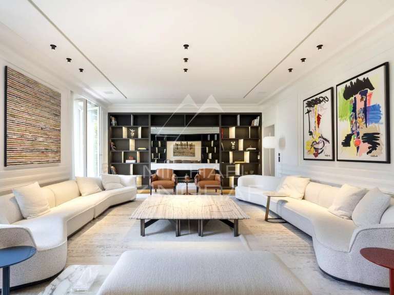 Apartment Paris 7e - 4 bedrooms - 329m²
