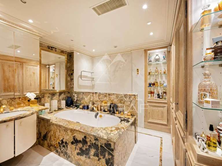 Appartement Paris 7e - 218m²