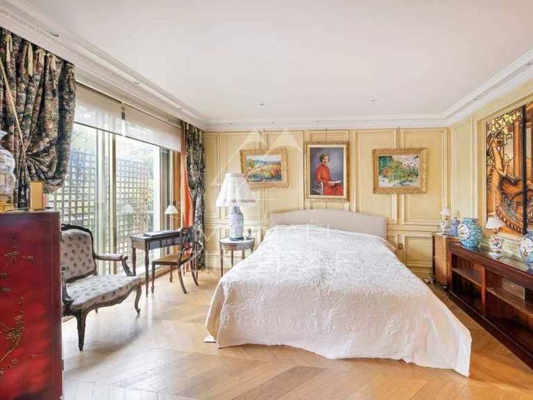 Appartement Paris 7e - 218m²