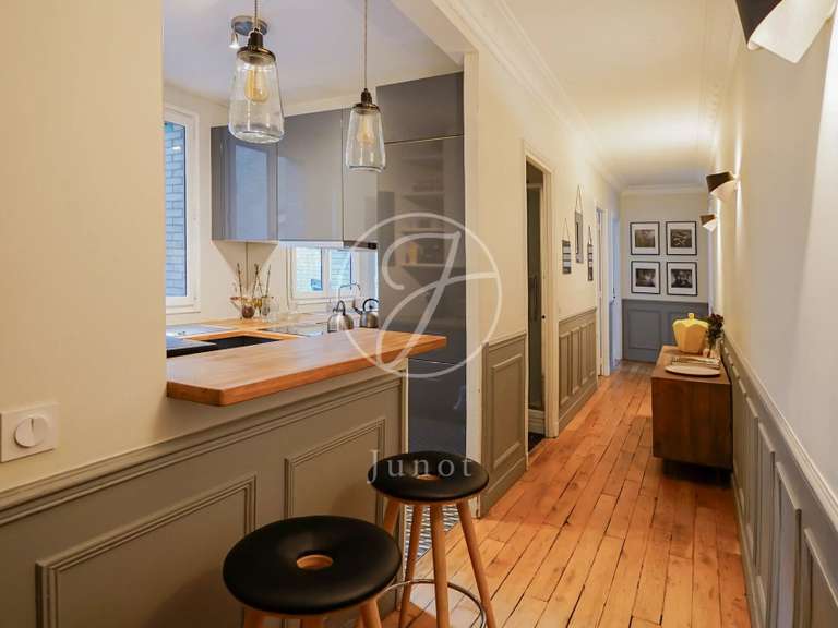 Appartement Paris 7e - 2 chambres - 60m²