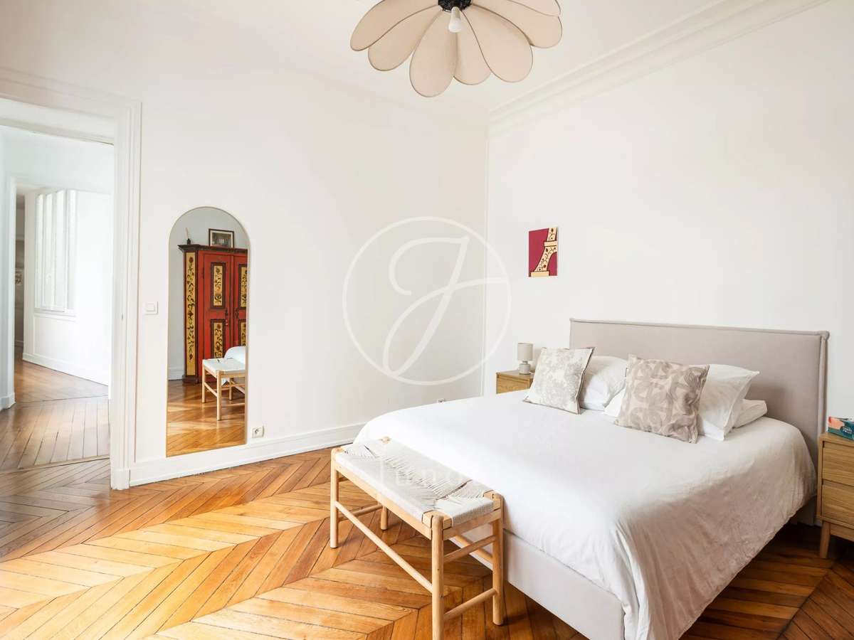 Apartment Paris 7e