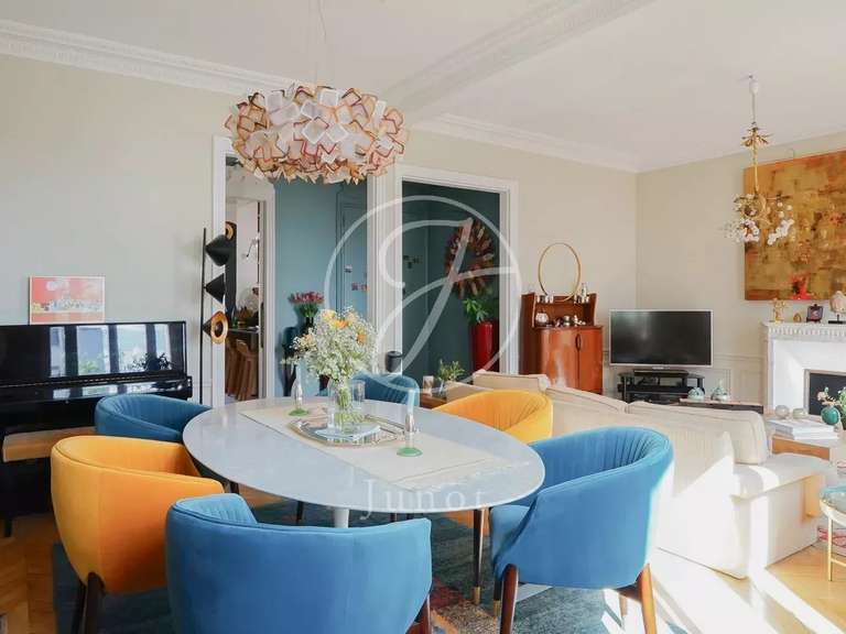 Appartement Paris 7e - 3 chambres - 124m²