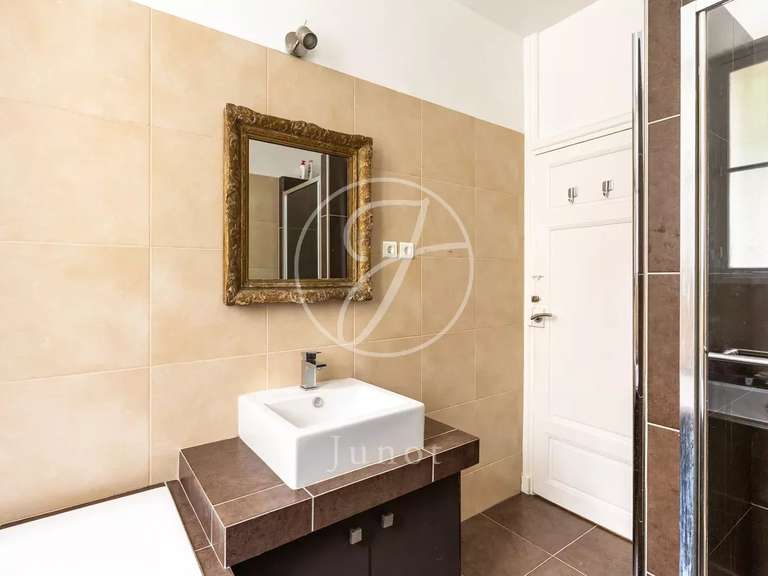 Appartement Paris 7e - 3 chambres - 93m²