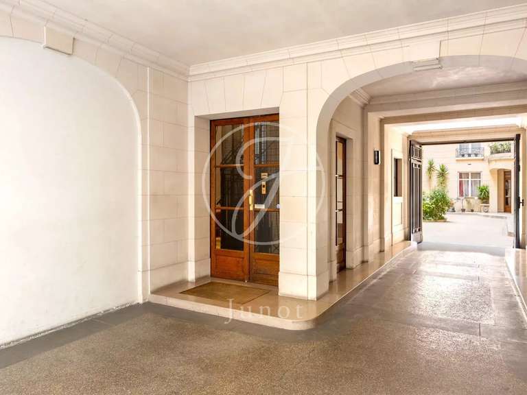 Appartement Paris 7e - 3 chambres - 93m²