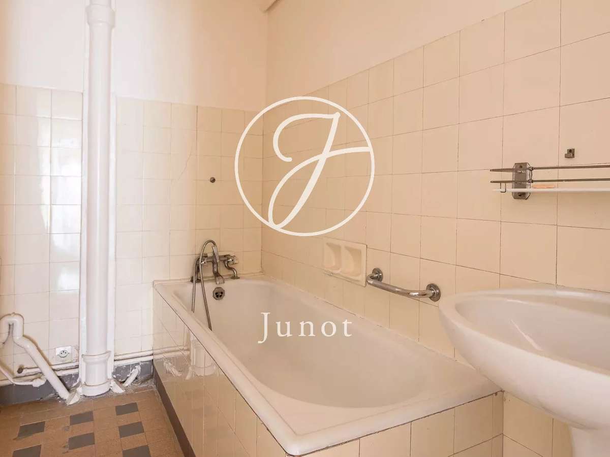 Apartment Paris 7e