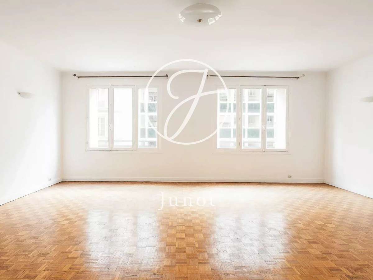 Apartment Paris 7e