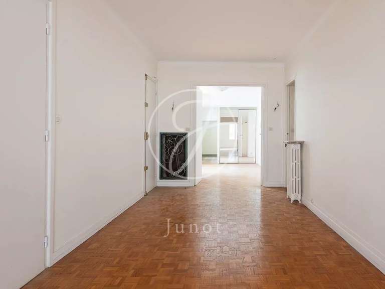 Appartement Paris 7e - 4 chambres - 106m²
