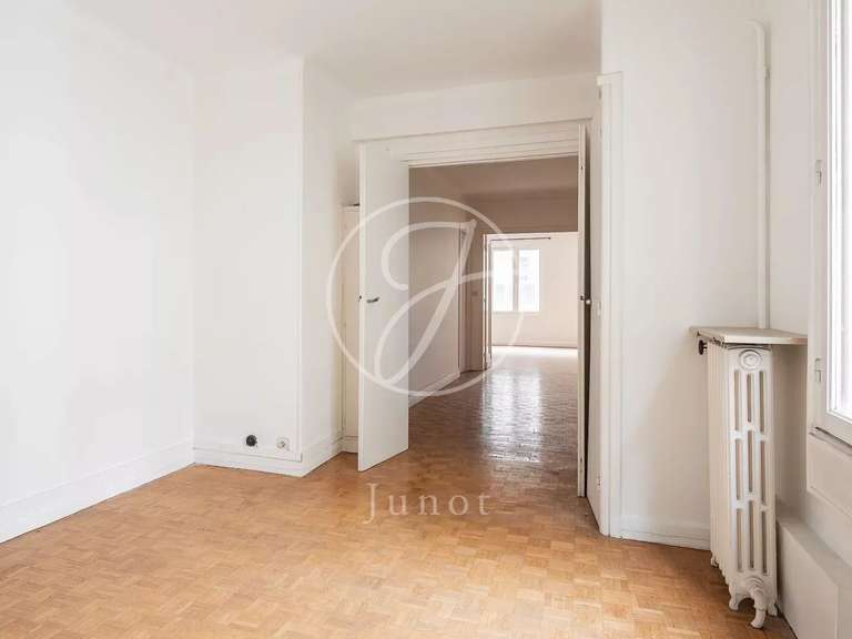 Appartement Paris 7e - 4 chambres - 106m²