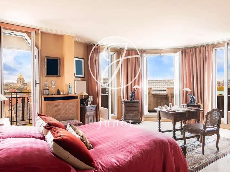 Appartement Paris 7e - 2 chambres - 234m²