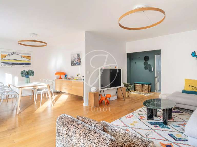 Appartement Paris 7e - 2 chambres - 88m²