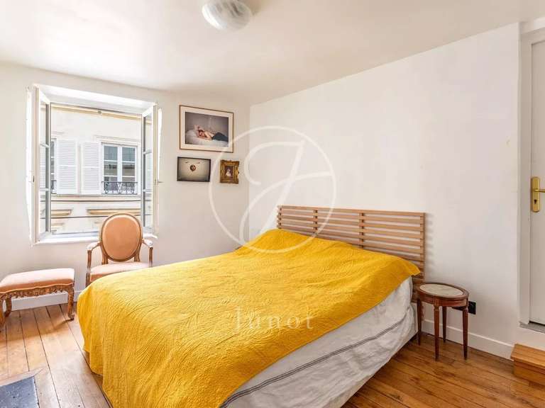 Appartement Paris 7e - 3 chambres - 148m²