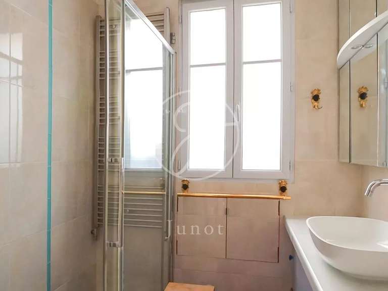 Appartement Paris 7e - 1 chambre - 55m²