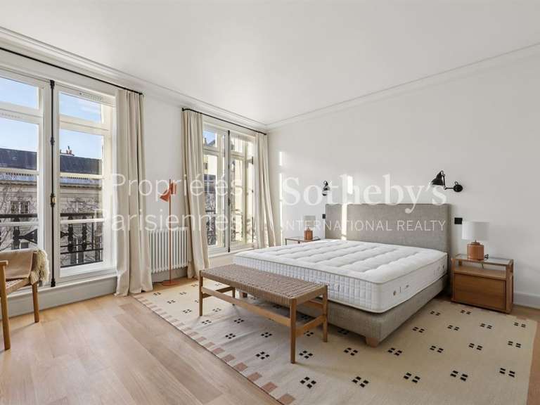 Appartement Paris 7e - 3 chambres - 162m²