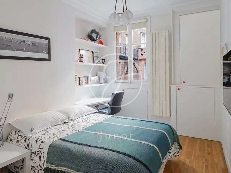 Appartement Paris 7e - 4 chambres - 200m²