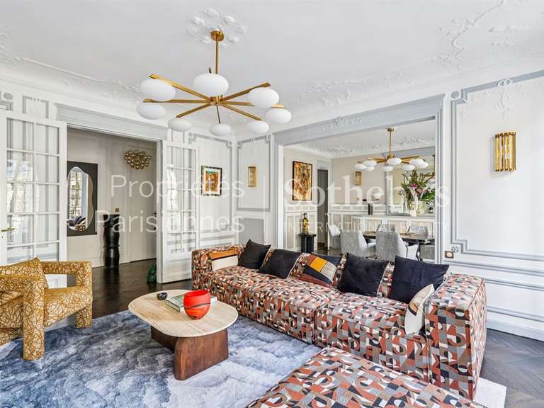 Appartement Paris 7e - 3 chambres - 165m²