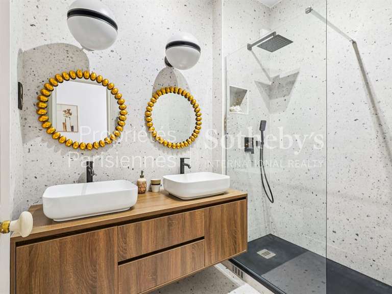 Appartement Paris 7e - 3 chambres - 165m²