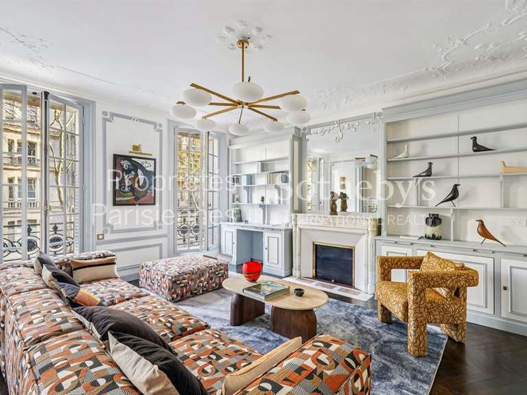 Appartement Paris 7e - 3 chambres - 150m²