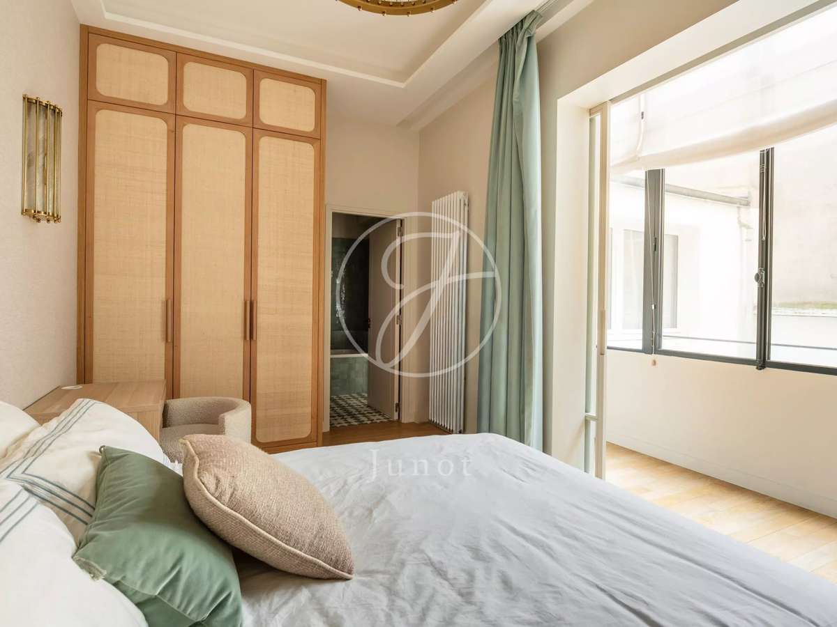 Apartment Paris 7e