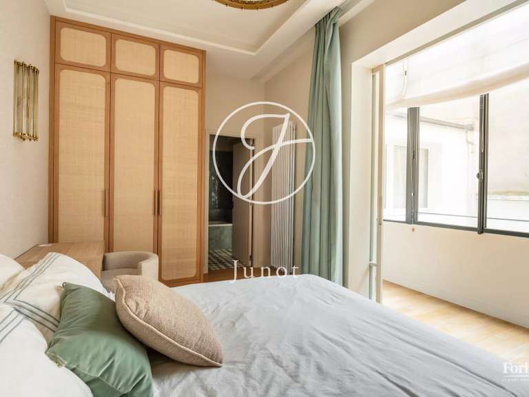 Apartment Paris 7e - 3 bedrooms - 118m²