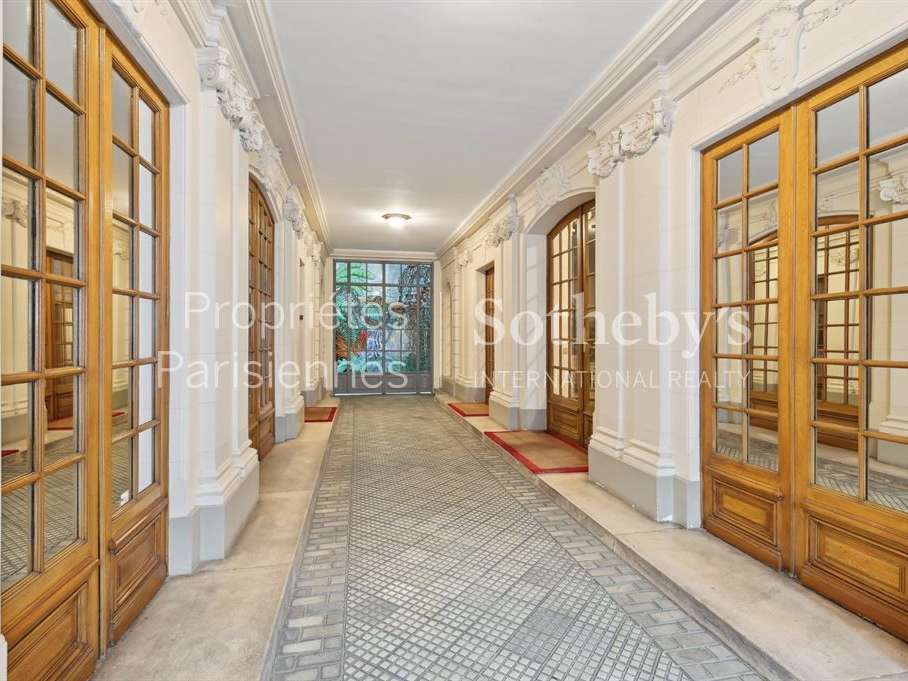 Apartment Paris 7e
