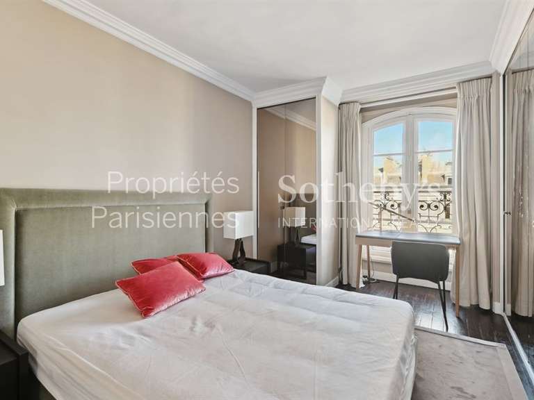 Apartment Paris 7e - 3 bedrooms - 131m²