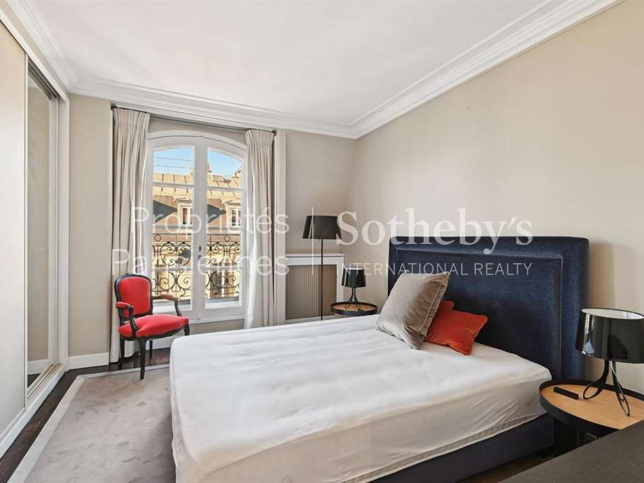 Apartment Paris 7e