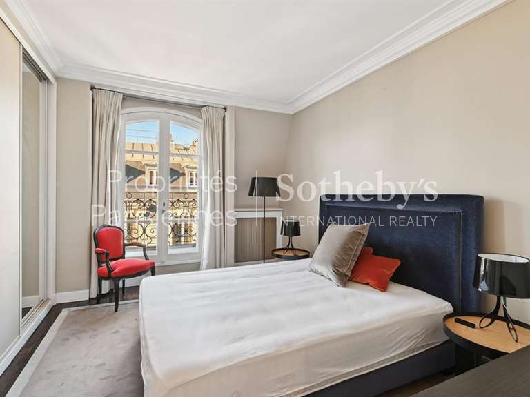 Apartment Paris 7e - 3 bedrooms - 131m²