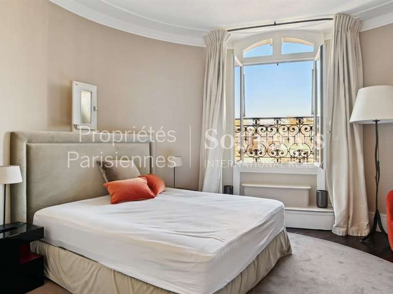 Apartment Paris 7e - 3 bedrooms - 131m²