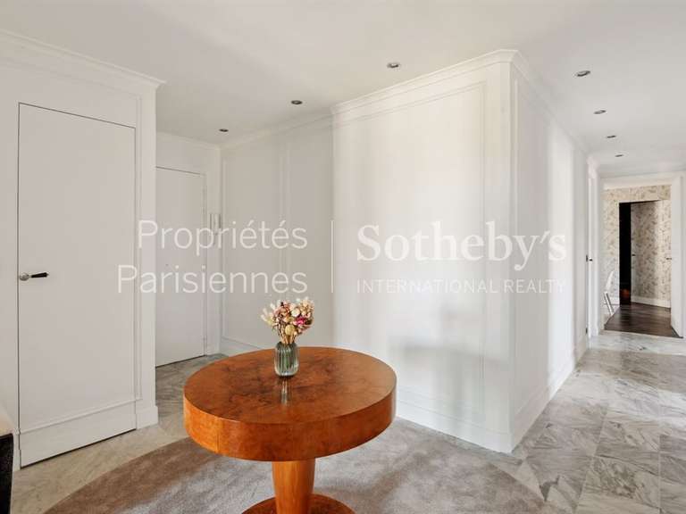 Apartment Paris 7e - 3 bedrooms - 131m²