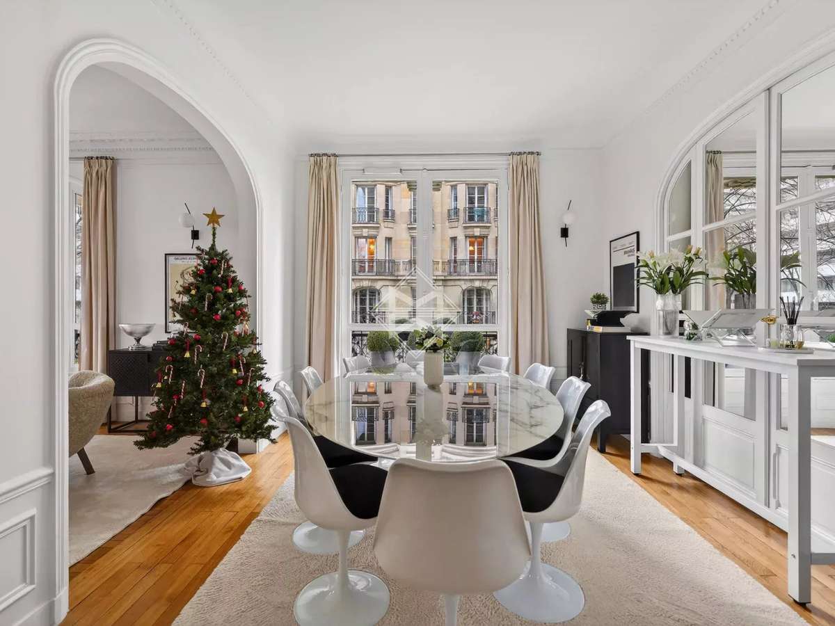 Apartment Paris 7e