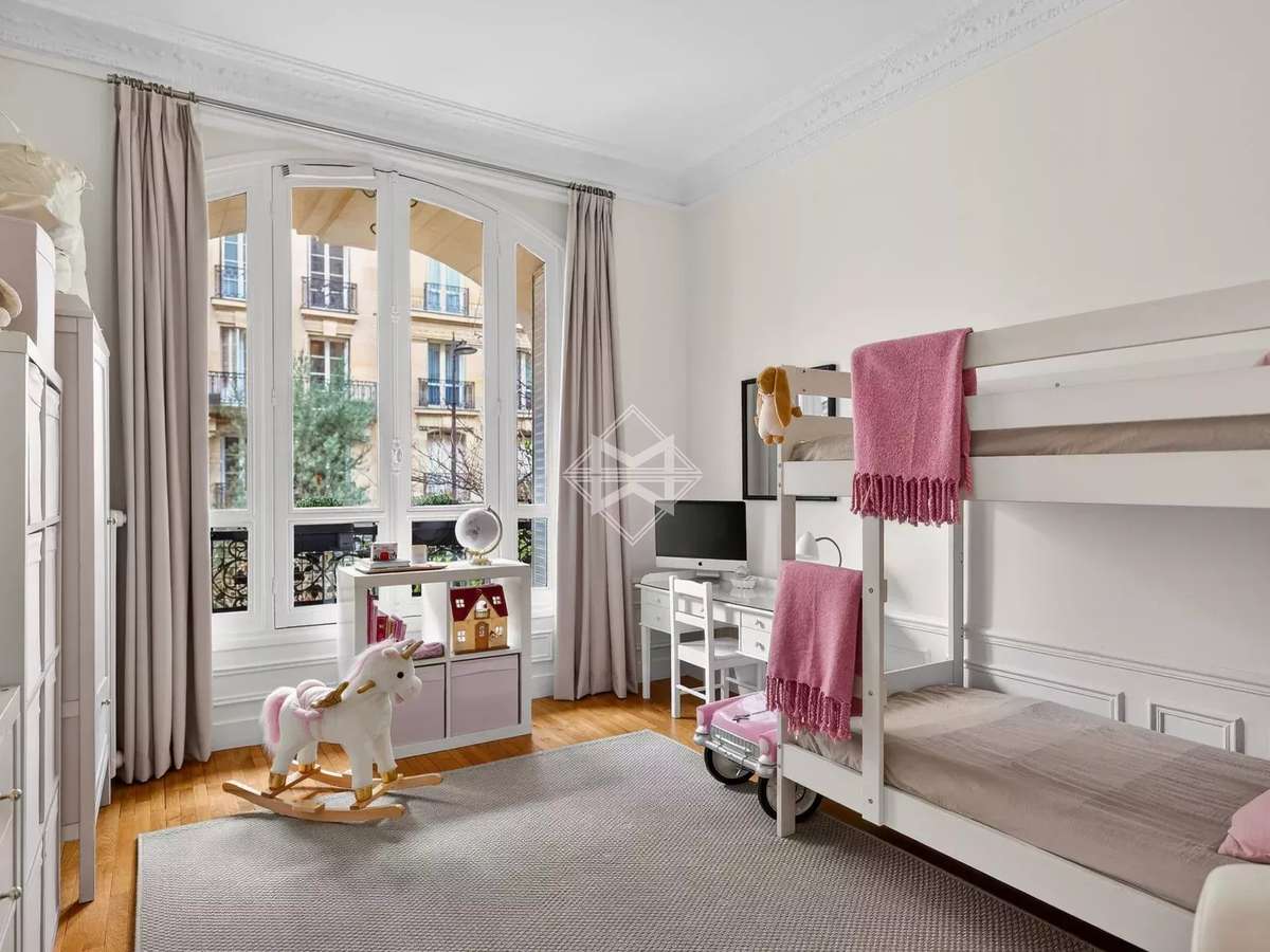 Apartment Paris 7e