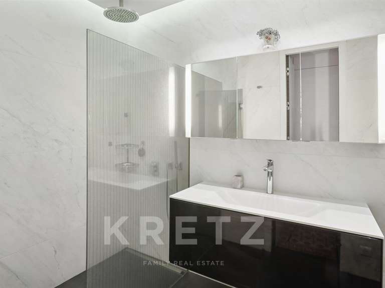 Appartement Paris 7e - 3 chambres - 186m²