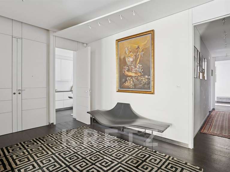 Appartement Paris 7e - 3 chambres - 186m²