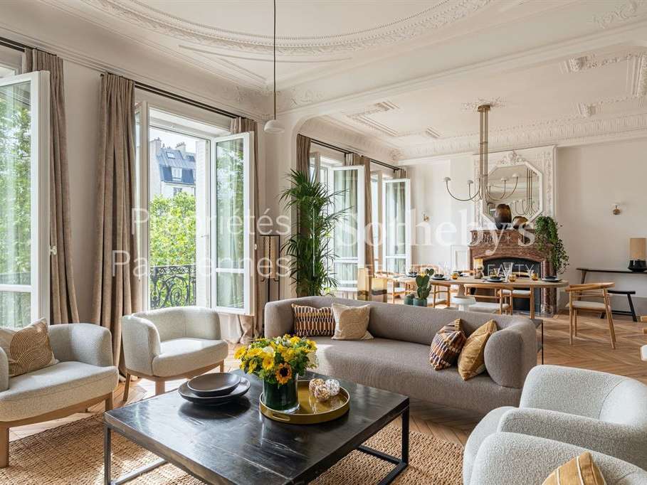 Apartment Paris 7e