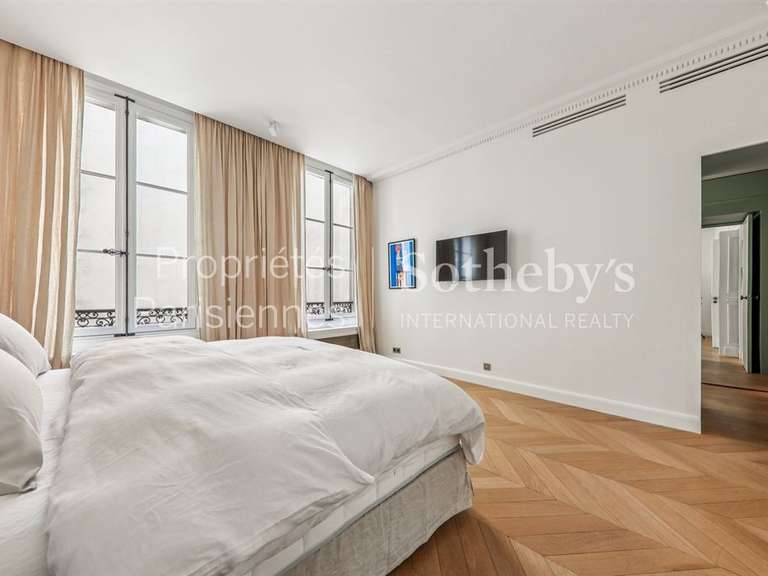 Appartement Paris 7e - 2 chambres - 153m²