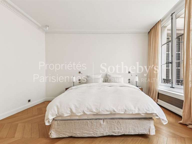 Appartement Paris 7e - 2 chambres - 153m²