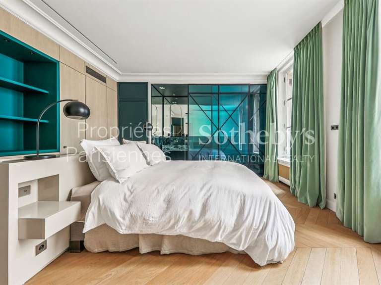 Appartement Paris 7e - 2 chambres - 153m²