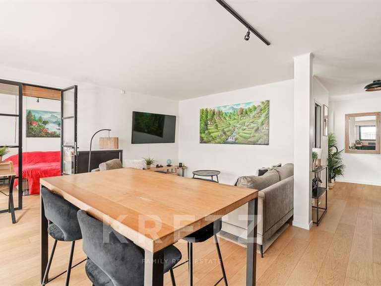 Appartement Paris 7e - 1 chambre - 65m²