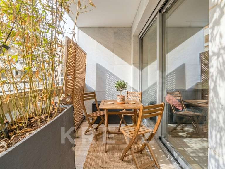 Appartement Paris 7e - 1 chambre - 65m²