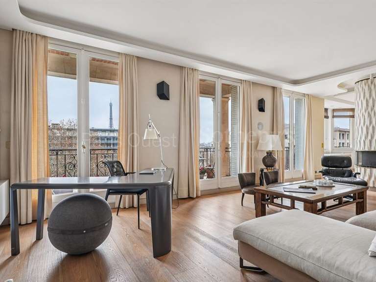 Appartement Paris 7e - 3 chambres - 195m²